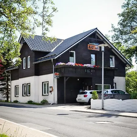 Guest house & Oberhof 810 M